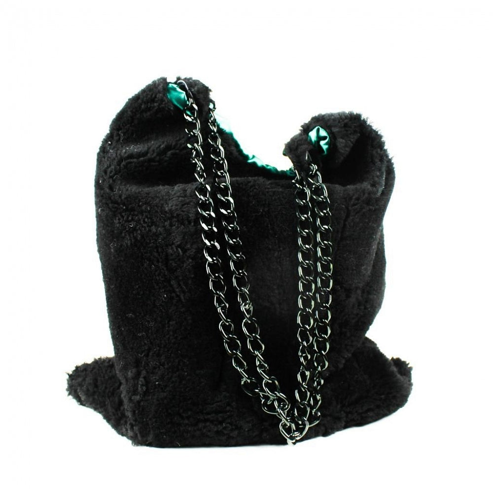 Handmade handbag with natural fur