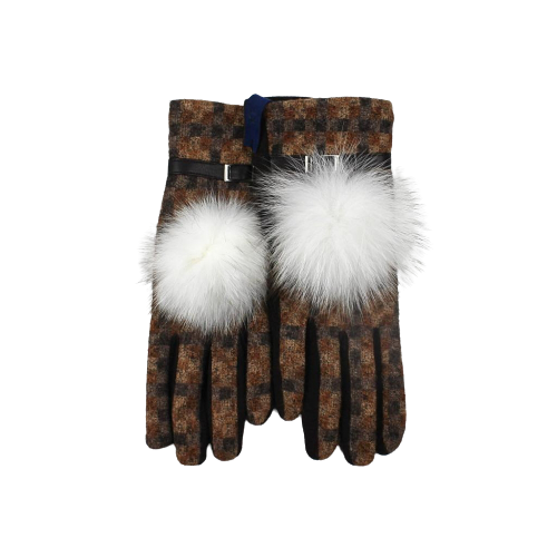 Elegant mittens with natural fur accents
