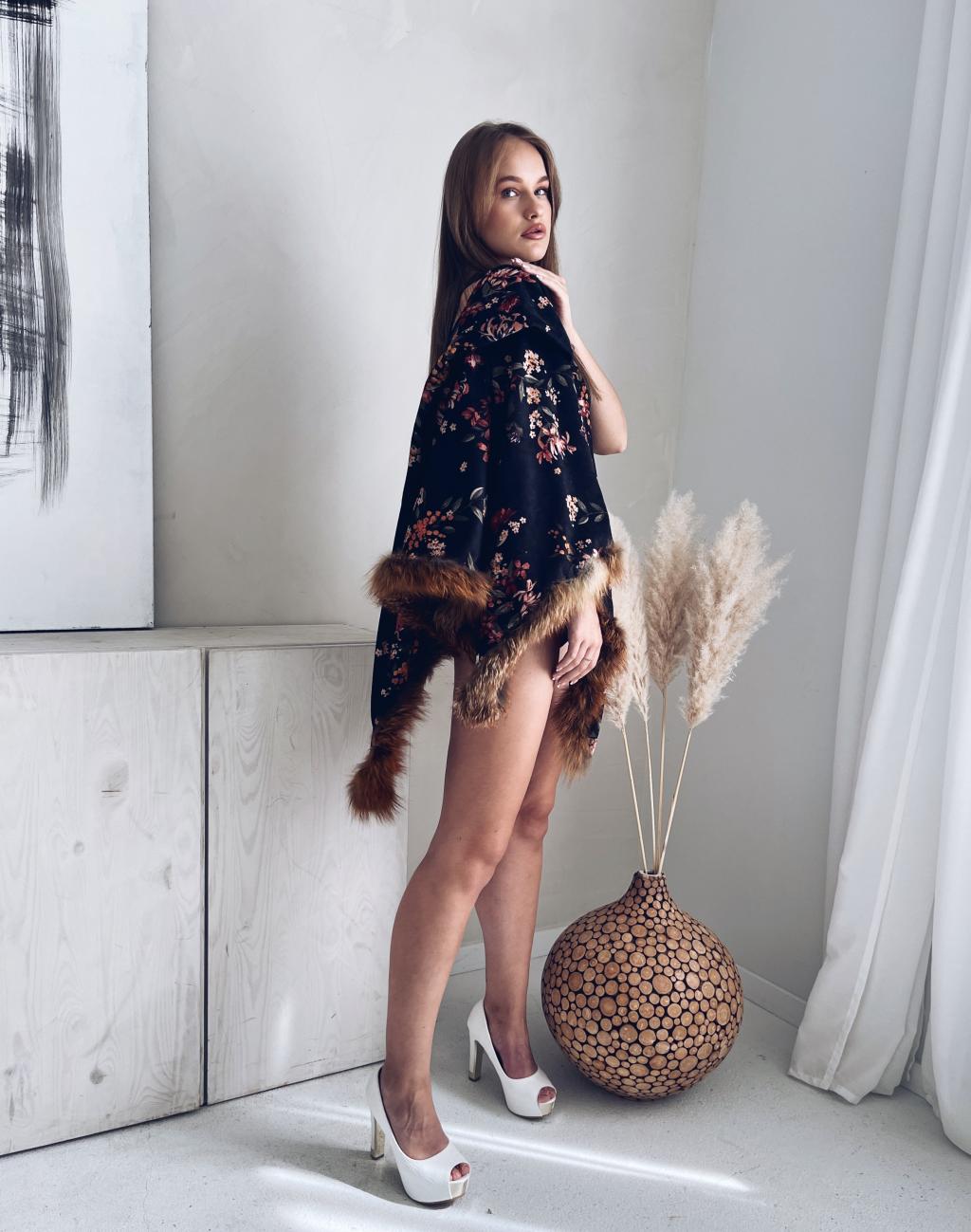 Handmade wide velour cloak with natural fox fur