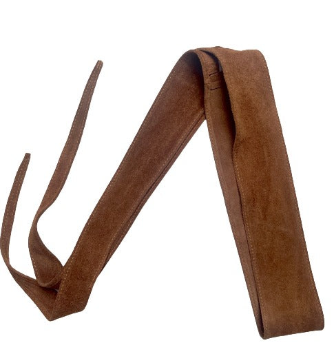 "Camel" colour, light brown, long leather belt