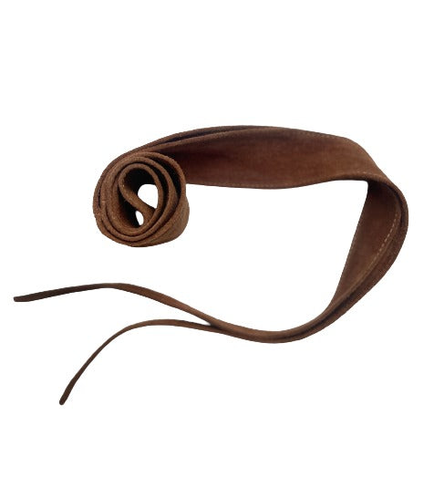 "Camel" colour, light brown, long leather belt