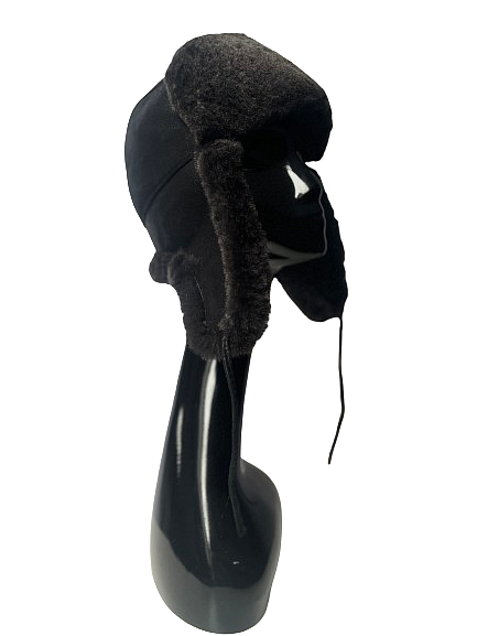 Men's warm hat in the "Pilot" model