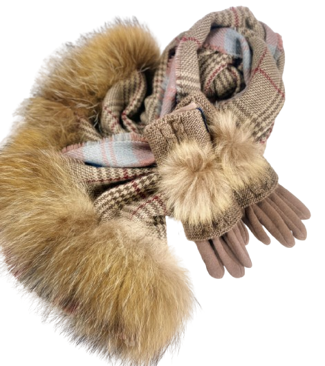 Languotas ilgas vilnonis šalikas ir smėlio spalvos pirštinės