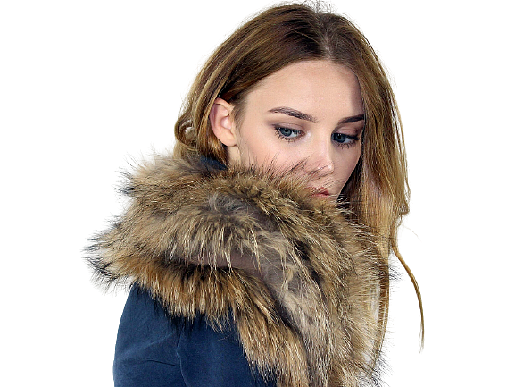 Extremely lightweight fabric and raccoon fur scarf
