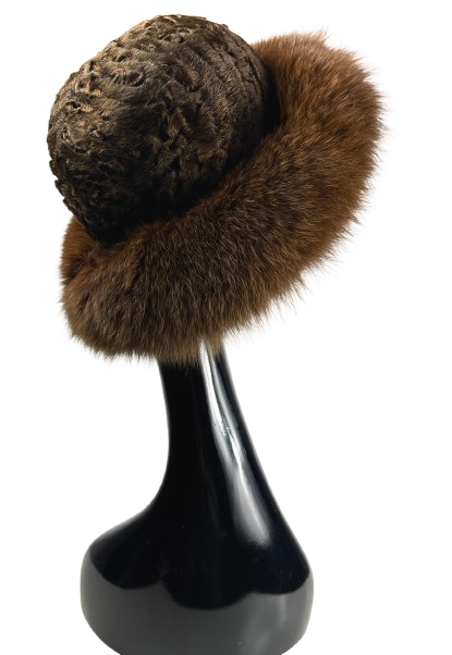 Brown elegant hat for women